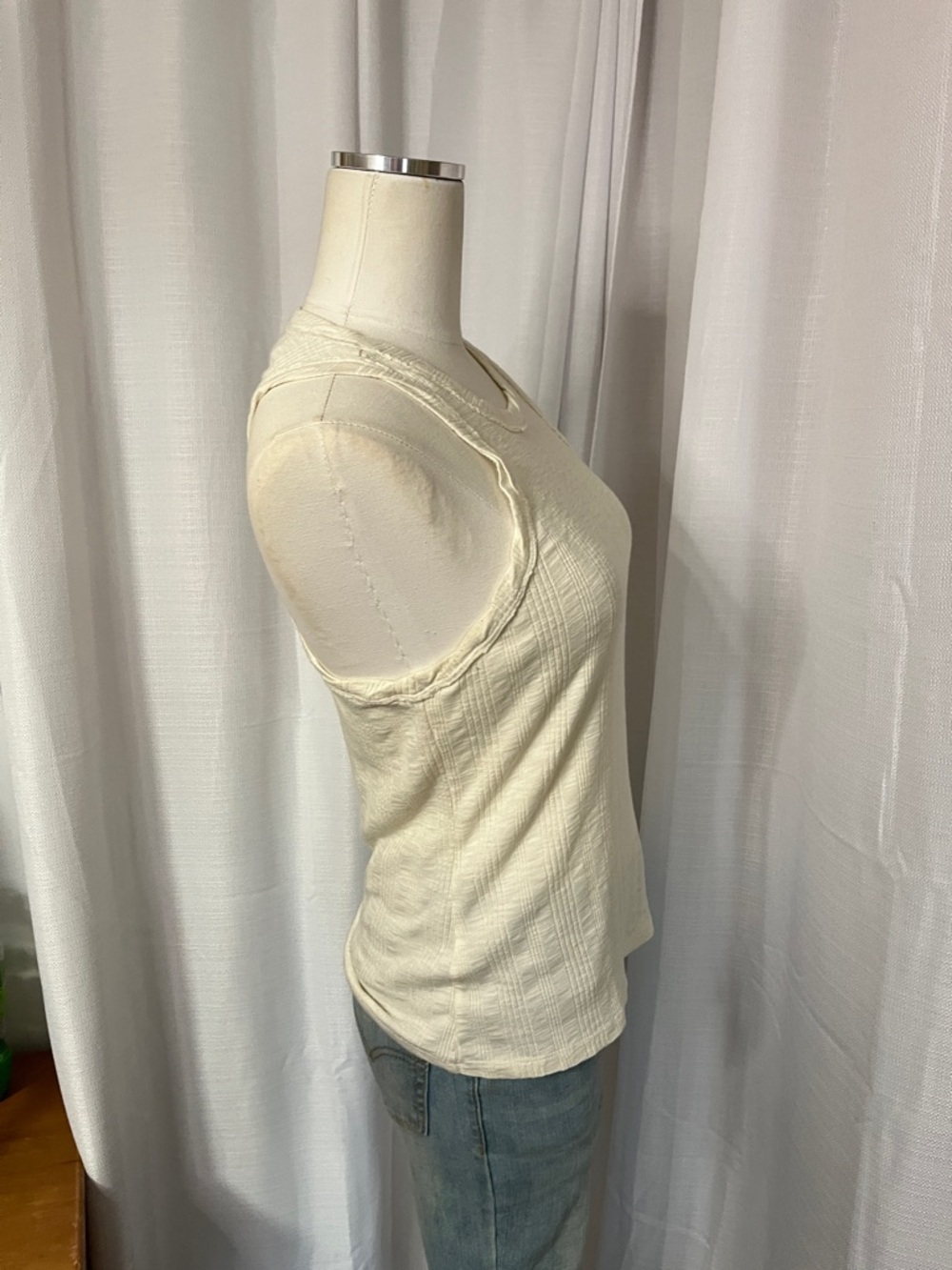Pilcro Ribbed Tank - Picture 2 of 10